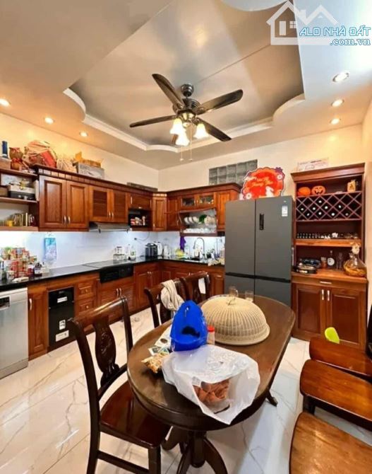 BÁN NHÀ PHÚC LỢI GIÁ 4.X TỶ, DT36M2, MT3.8M, Ô TÔ CÁCH 50M, FULL NỘI THẤT - 2