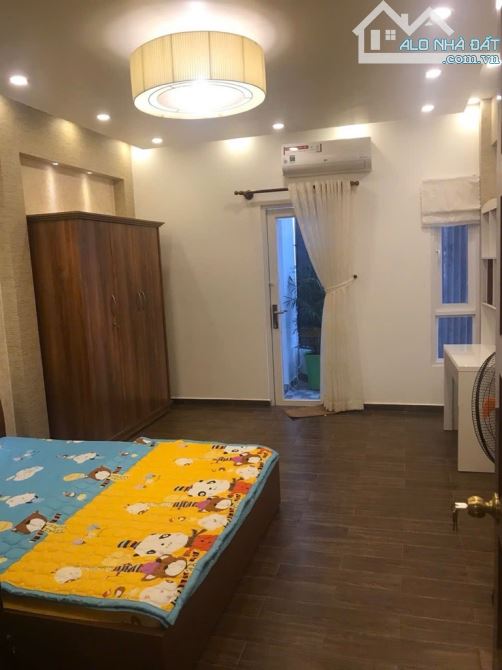 CHDV mặt tiền Thống Nhất P.11 GV, 5 tầng BTCT, dòng tiền 30tr/th - 2