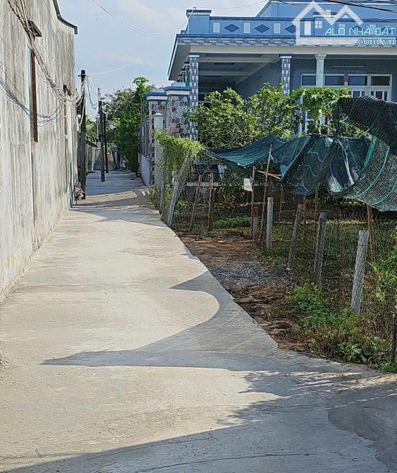Bán đất (9.8m x 32.2m) Thị Trấn Cần Giuộc, Long An. Sổ hồng riêng, full thổ cư - 2