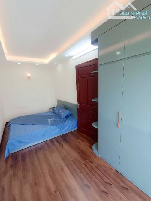 Bán nhà Bát Khối, Long Biên 32m2 - 5 tầng mt 5m nhỉnh 5 tỷ - 2