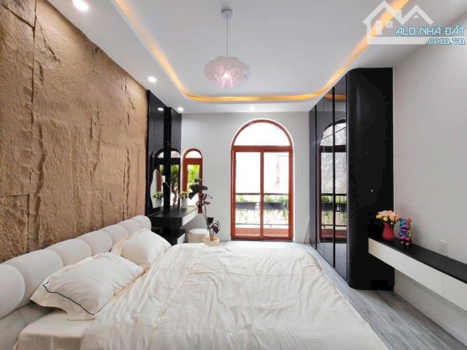 BÁN NHÀ THẠCH BÀN 6.6 TỶ, DT42M2, MT4.1M, 5 TẦNG, FULL NỘI THẤT, Ô TÔ THÔNG - 2