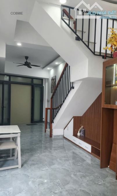 Nhà lô góc 2 mặt tiền Tân Thới Hiệp – Quận 12– 4 TẦNG - 44M2 – CHỈ 5.05 TỶ - 2