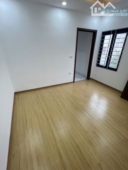 BÁN NHÀ NGỌC HỒI DÂN XÂY MỚI KOONG Ô TÔ ĐỖ CỬA 40M X4 TẦNG GIÁ 6.25 TỶ - 2