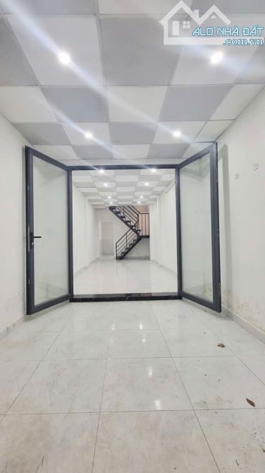 Bán Nhà 55m² – 3PN – 3WC – Hẻm xe hơi tận cửa – Vị trí trung tâm Q.8.Giá chỉ nhỉnh 5 tỷ - 2