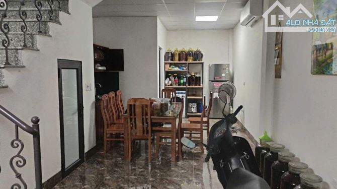 B.Á.N NHÀ PHÂN LÔ  LAI XÁ , KHU VIP , SÁT ĐẠI HỌC THÀNH ĐÔ,   Ô TÔ TRÁNH 56M2, 10 TỶ 5 - 2