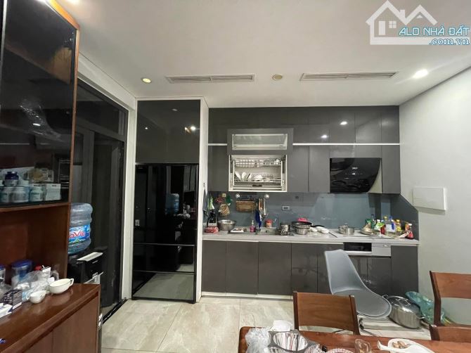 Bán gấp nhà mặt ngõ phố Lạc Long Quân Tây Hồ 38m 15 tỷ oto kinh doanh nhà đẹp ở ngay - 2