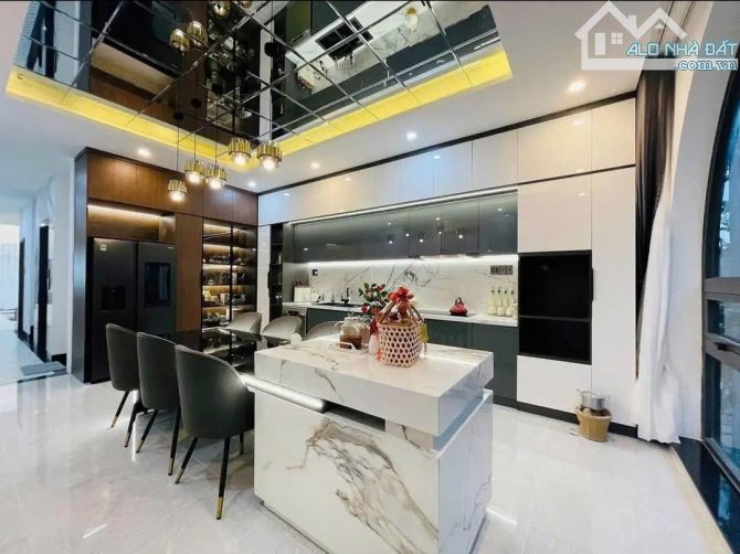 Bán Nhà 4 Tầng Đường BÌNH HÀ View Hồ Đống Đa - 2