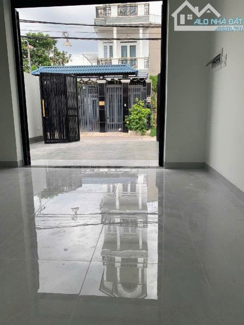 LÔ GÓC 2 MẶT TIỀN – DT 105M² (NGANG 5.5M) - XE HƠI NGỦ TRONG NHÀ - 2