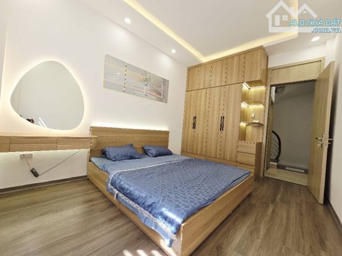 BÁN NHÀ KHÚC THỪA DỤ, DÂN XÂY 5 TẦNG – FULL ĐỒ – SỔ VUÔNG – GIÁ RẺ BẤT NGỜ - 2