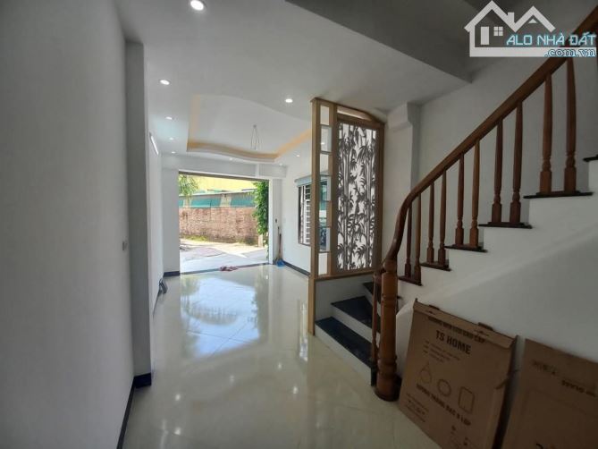 🌊 5 TẦNG VIEW HỒ – Ô TÔ ĐỖ CỬA – NGAY CẠNH KĐT HINODE - CHỈ 5.5 TỶ 🚗 - 3