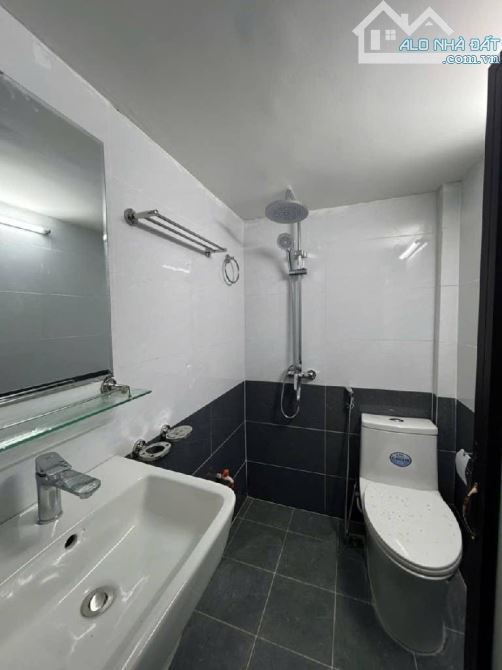 BÁN NHÀ ĐẸP CHIẾN THẮNG HÀ ĐÔNG – NGÕ RỘNG – Ô TÔ GẦN – DT 40m2 - NHÀ DÂN XÂY CHẮC CHẮN - - 3