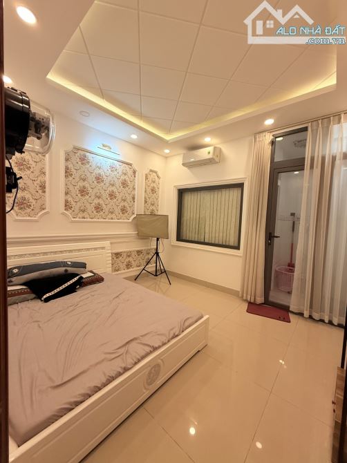 NGUYỄN VĂN KHỐI - NHÀ 5 TẦNG SIÊU ĐẸP - OTO NGỦ TRONG NHÀ - 3
