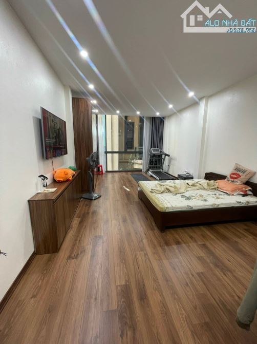 BÁN NHÀ ĐẸP 50M2 MẶT ĐƯỜNG NGUYỄN CẢNH DỊ, HOÀNG MAI, KINH DOANH ĐỈNH, Ô TÔ TRÁNH, 20 TỶ - 3
