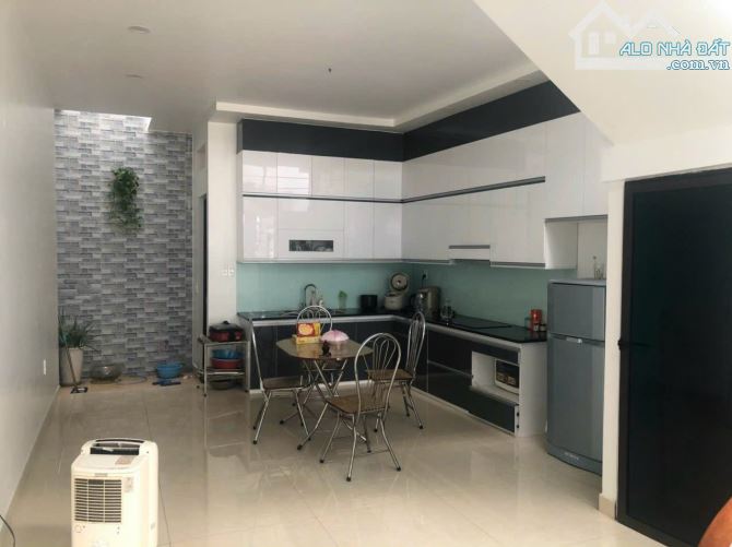 Bán căn 2 tầng x 75m mặt ngõ An Đà. Ô tô thoải mái. Giá 5.2 tỷ - 3
