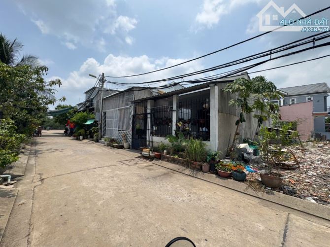 Phước Lộc- Nhà Bè- TPHCM - 68,5m2 ngang 5,2m nở hậu, 2 mặt tiền Đường xe hơi tận nơi - 3