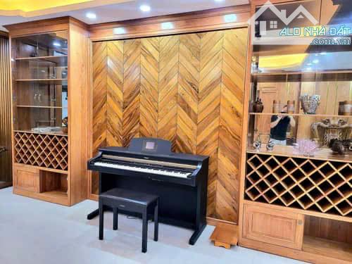 PHỐ VÍP HIẾM THÁI HÀ-ĐỐNG ĐA-GARA 2 Ô TÔ-KINH DOANH-120M2+6 TẦNG+THANG MÁY+MẶT TIỀN 5,5 M - 3