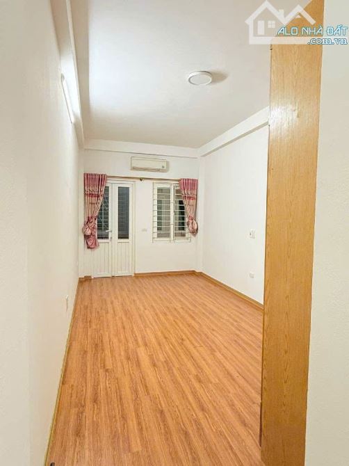 BÁN NHÀ MỚI NGỌC THỤY – DÂN XÂY – Ô TÔ ĐỖ CỬA - Ở NGAY –  34M2 CHỈ 7,4 TỶ - 3