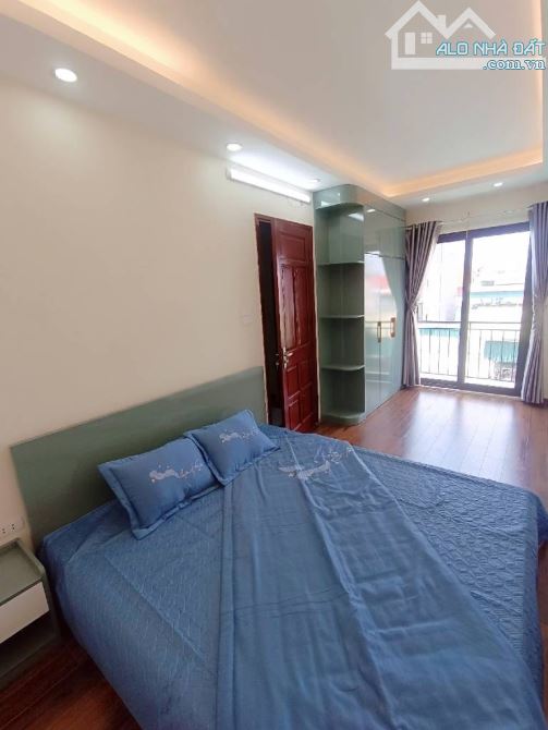 Bán nhà Bát Khối, Long Biên 32m2 - 5 tầng mt 5m nhỉnh 5 tỷ - 3