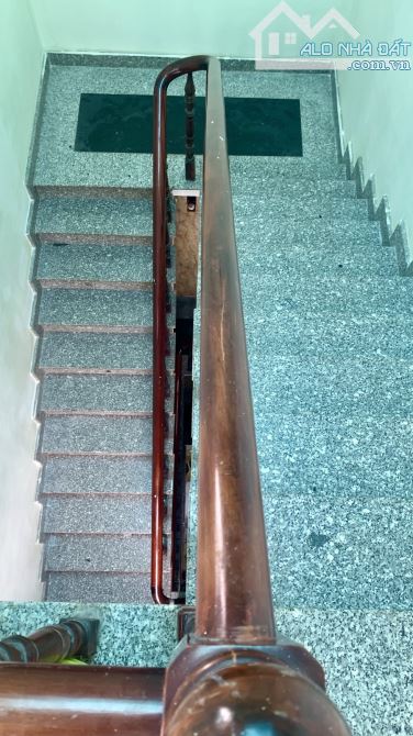 Nhà 4 tầng 96m2 hẻm nội bộ Thạnh Mỹ Lợi Quận 2 - 3