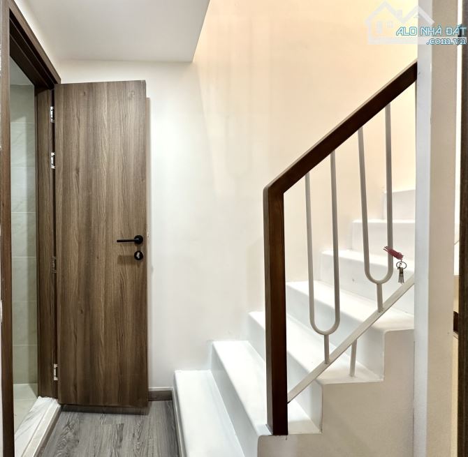 Nhà mới 3 Tầng, Bình Thạnh, Oto cạnh nhà, Mua ở hoặc cho thuê, Khu đồng bộ, Nhỉnh 3 Tỏi - 3