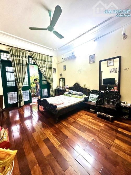 ĐẸP - RẺ  - SÁT PHỐ! Nhà 5 tầng Vũ Tông Phan - full nội thất chỉ 163tr/m - Nắm bắt ngay - 3