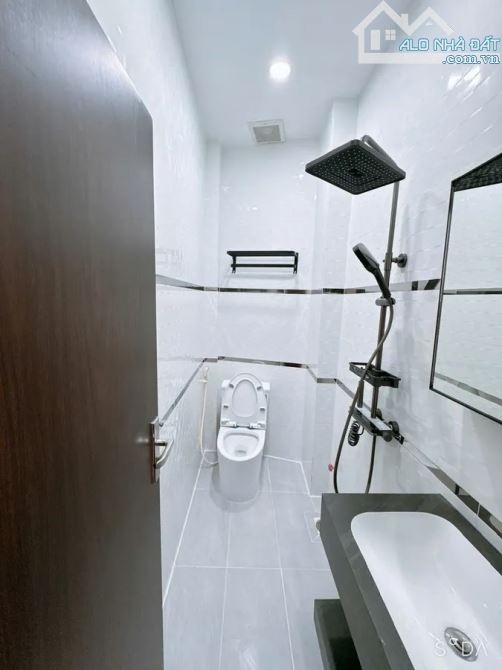 🔥 BÁN NHÀ HÀN HẢI NGUYÊN Q11 – 7 PHÒNG CHDV - THU NHẬP 400TR/NĂM – GIÁ 8.9 TỶ 🔥 - 3