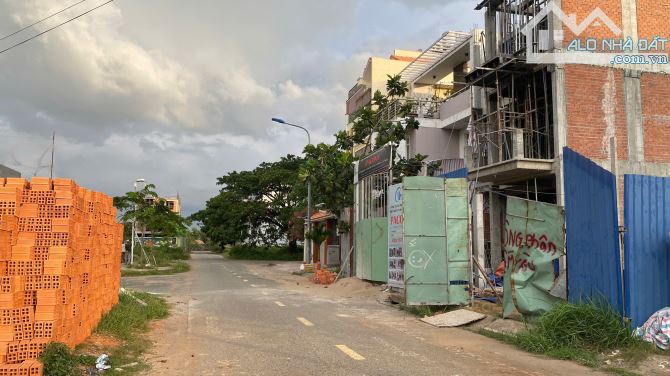 Bán đất dự án Phú Nhuận TM. Lợi Quận 2 cũ đường Nguyễn Văn Kỉnh (262m2) 158 tr/m2 - 3