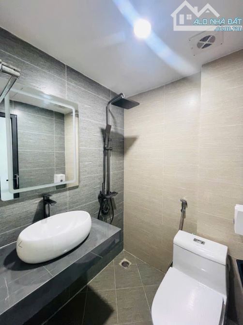 BÁN GẤP NHÀ CẦU GIẤY 6 TẦNG THANG MÁY - NỞ HẬU NHẸ - GIÁ CHỈ 7.5 TỶ! - 3
