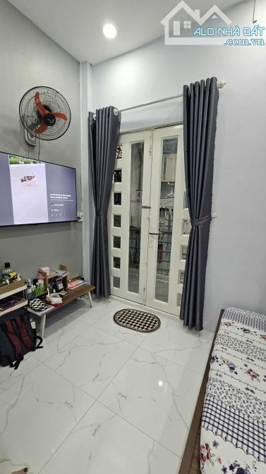 Bán nhà hẻm Thạch Lam,P.Phú Thạnh,Q.Tân Phú,dt: 4 x 5 nhà xây 2 lầu 2 Tỷ 45. - 4