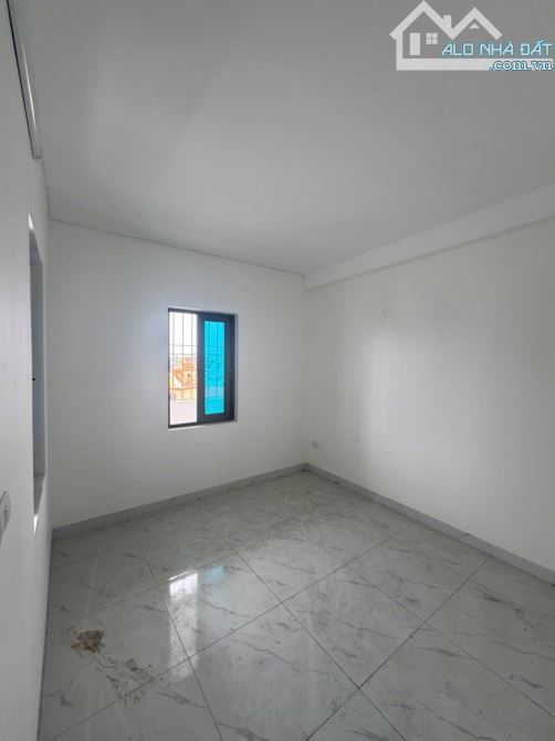 📍 ĐẠI CÁT, BẮC TỪ LIÊM – NHÀ MỚI XÂY 32M² – MẶT TIỀN 4M – 5 TẦNG – Ô TÔ VÀO NHÀ – GIÁ 6.5 - 4