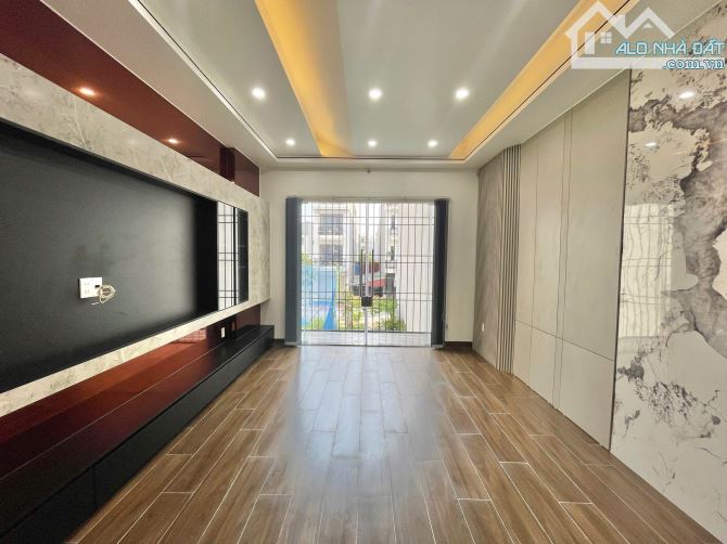 Nhà mới độc lập 4 tầng khu phân lô Lê Chân - 60m2 - Đông Bắc - 7,3 tỷ thoả thuận - 4