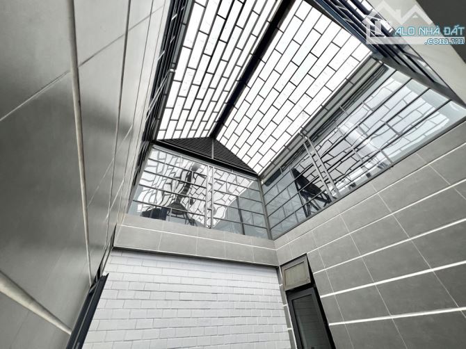 Khu đồng bộ sát MẶT TIỀN DƯƠNG QUẢNG HÀM, 99m2*2tầng, không LG. Nở hậu tài lộc, chỉ 8.6tỷ - 4