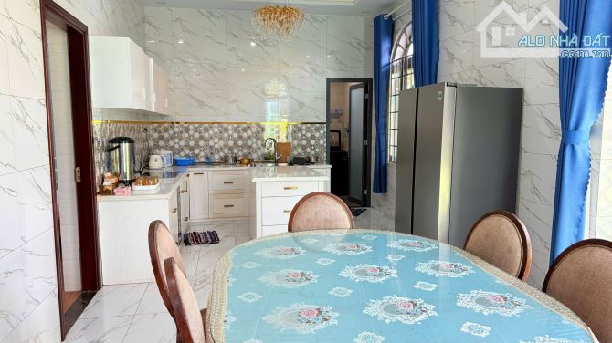 BÁN NHÀ VƯỜN ĐẸP  MẶT TIỀN TRƯỜNG CHINH XÃ LONG HẢI, TP.HCM DT 1650M2 CÓ 200M2 TMDV - 4