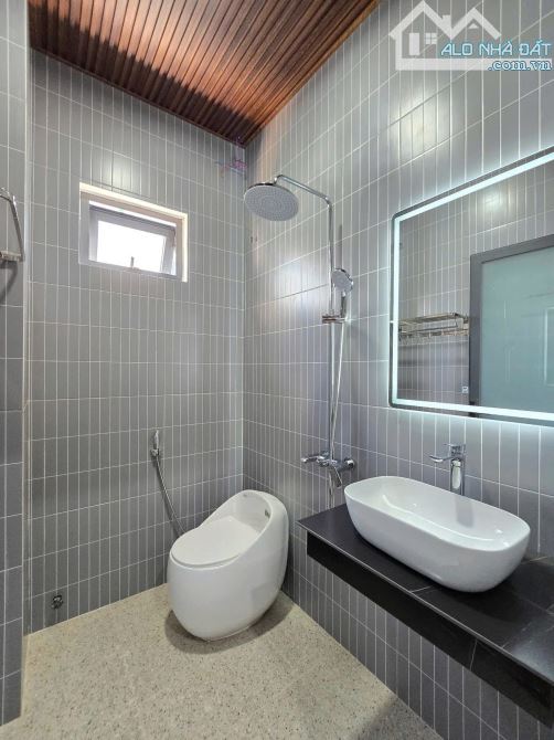BÁN NHÀ THẠCH BÀN 8.X TỶ, 45M2, MT3.8M, Ô TÔ THÔNG, KINH DOANH, GIÁ VỠ NỢ - 4