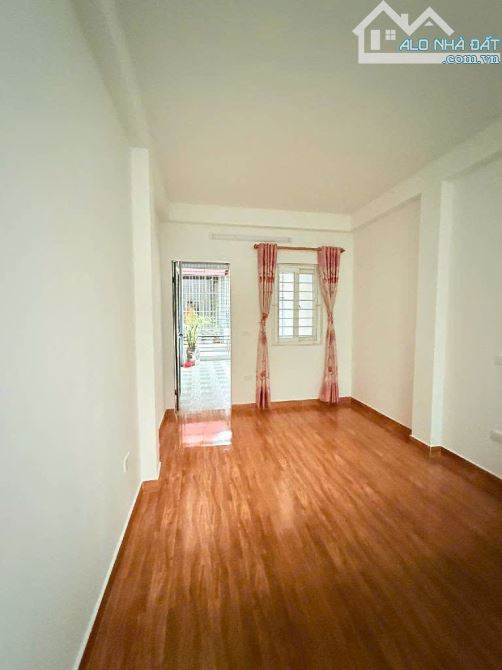 BÁN NHÀ MỚI NGỌC THỤY – DÂN XÂY – Ô TÔ ĐỖ CỬA - Ở NGAY –  34M2 CHỈ 7,4 TỶ - 4