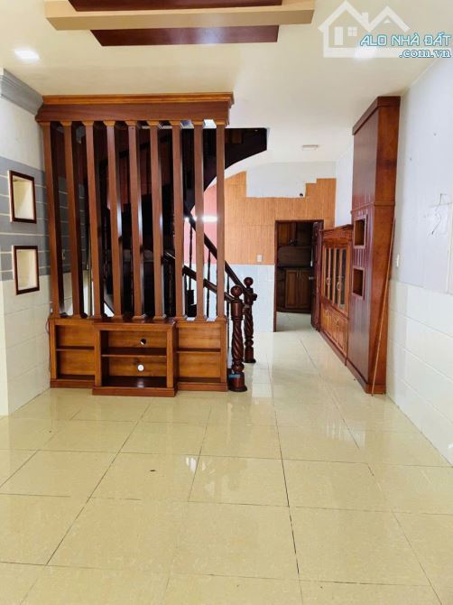 NHÀ MT ĐƯỜNG SỐ 28 P10 Q6 (4X18) HDT 18 TRIỆU/ THÁNG. GIÁ 12 TỶ - 4
