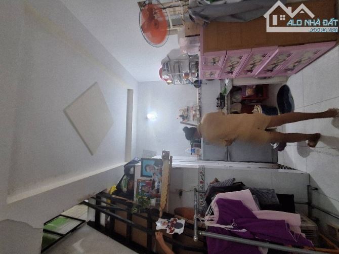 DÃY TRỌ 2 TẦNG DÒNG TIỀN ỔN ĐỊNH 12 TRIỆU/ THÁNG - HẺM XE HƠI TRÁNH NHAU - PHẠM HỮU LẦU PH - 4