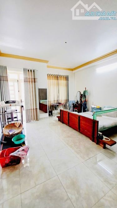 Bán Nhà Hóc Môn - 91M2 (5 x 18,3m ) - 4Tầng - Hẻm Nhựa 8m -  Chỉ 6,35 Tỷ. - 6