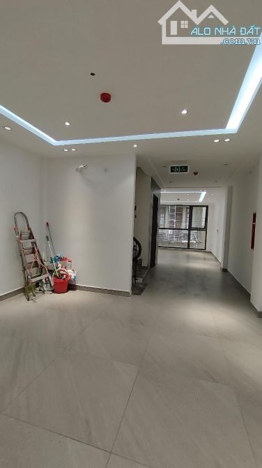 PHÂN LÔ Ô TÔ TRÁNH HOÀNG QUỐC VIỆT CẦU GIẤY 65m 31.5 TỶ MT4.5m 7 TẦNG THANG MÁY VỈA HÈ - 4