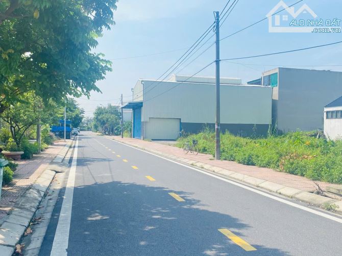 Bán đất chung cư Cách Hạ, Nam Sơn. 97,5m2. giá 3,4 tỷ - 4