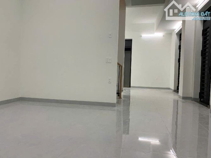 LÔ GÓC 2 MẶT TIỀN – DT 105M² (NGANG 5.5M) - XE HƠI NGỦ TRONG NHÀ - 4