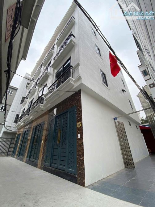 Bán nhà Tân Lập 32M 5 Tầng, 4 phòng, ô tô đỗ gần giá 4.1 tỷ - 4