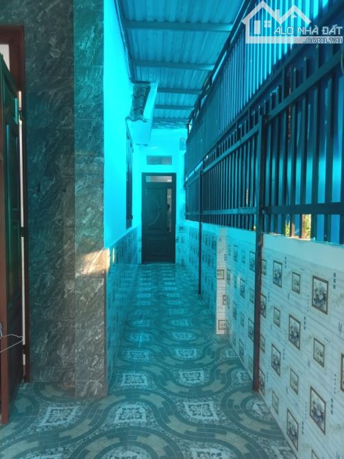Bán nhà HXH tránh, 101m2, 4PN, gần chợ Đông Đô, DT743, Bình Dương, 3,4 tỷ - 5