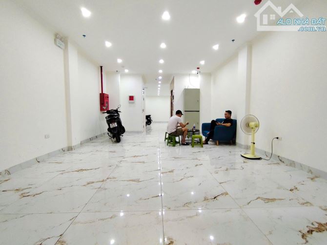 Bán Nhà Dòng Tiền Nguyễn Khánh Toàn 7,5 Tầng 22 Phòng Khép Kín ( Cách Ô Tô Tránh 50M ) - 5