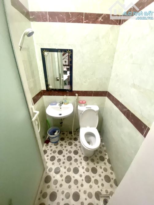 LÔ GÓC 2 MẶT TIỀN KINH DOANH NGAY ĐẠI LỘ II - ĐỖ XUÂN HỢP - 5 TẦNG HOÀN CÔNG - 13 TỶ - 5