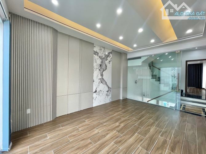 Nhà mới độc lập 4 tầng khu phân lô Lê Chân - 60m2 - Đông Bắc - 7,3 tỷ thoả thuận - 5