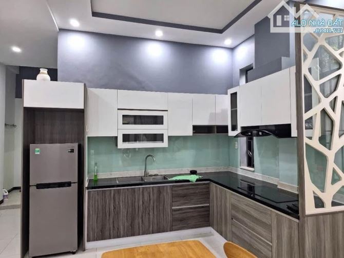 BÁN NHÀ 2 TẦNG NGUYỄN LỮ – KHU NAM VIỆT Á – ĐƯỜNG 7.5M – GIÁ 11,X TỶ - 5