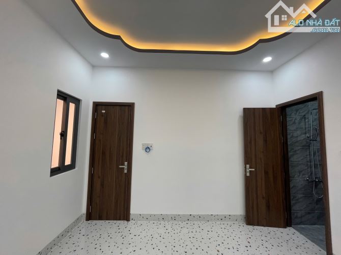 Bán nhà mới đẹp 3 tầng TĐC Ngọc Hiệp, Phường Tây Nha Trang giá 6.2 tỷ  • DT 96.8m2. 6,2ty - 5