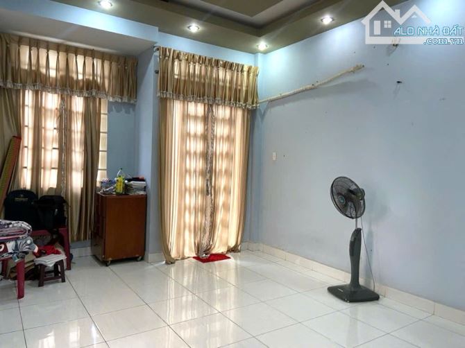 NHÀ RỘNG- ĐẸP- GIÁ RẺ- XE HƠI NGỦ TRONG NHÀ- SƠN KỲ- TÂN PHÚ- DT 4❌ 17,1- 3 TẦNG - 5
