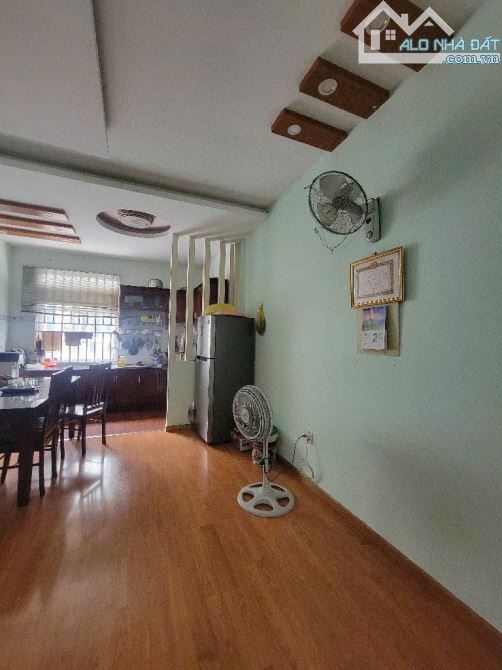 🔥🔥 Nhà 3 tầng đường THẠNH LỘC 37 phường THẠNH LỘC, Q12 dt 68m2 (4mx17m) 💵 6,35tỷ. - 6
